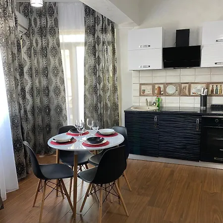 Twin Five Apartman *